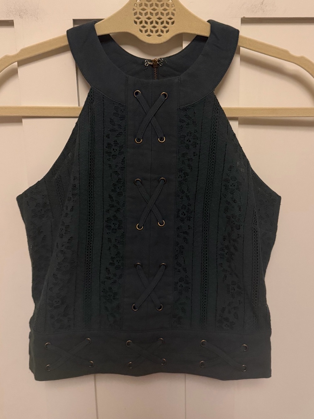 Moon River Teal High Neck Crop Tank Too Boho Crochet Lace Up XS Zip Back NWT